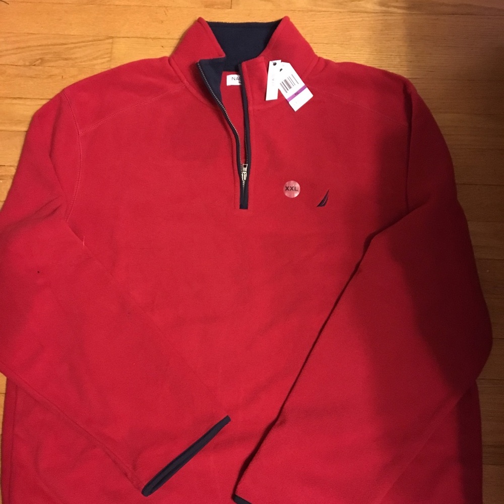 Nautical Men’s Fleece 1/4 zip pullover.